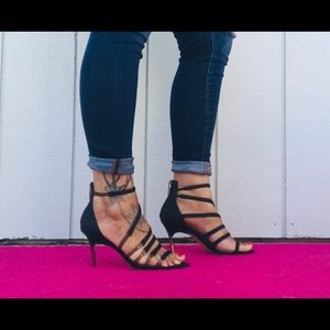 Imagine Vince Camuto black heels with size 8M